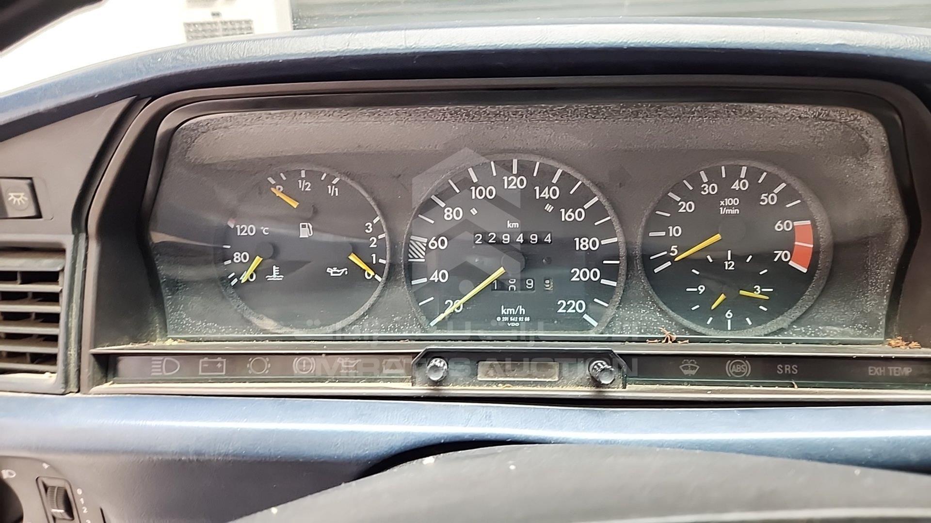1993 MERCEDES E 190 VIN: WDB2010241G048842