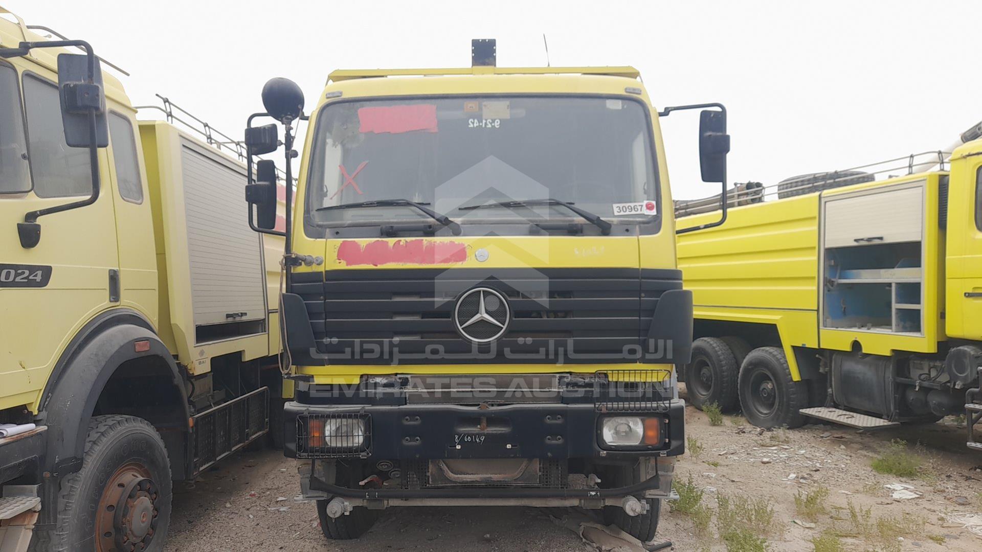 0 MERCEDES --- VIN: WDB6592421K300523