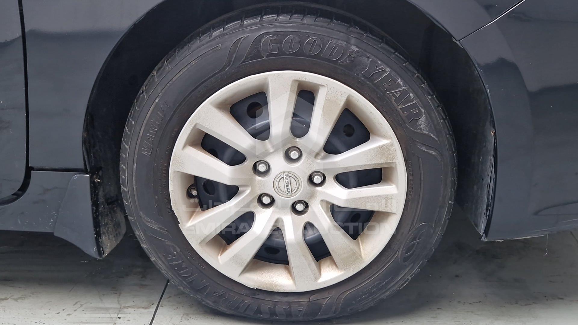 2017 NISSAN ALTIMA VIN: 1N4AL3AP3HC482343