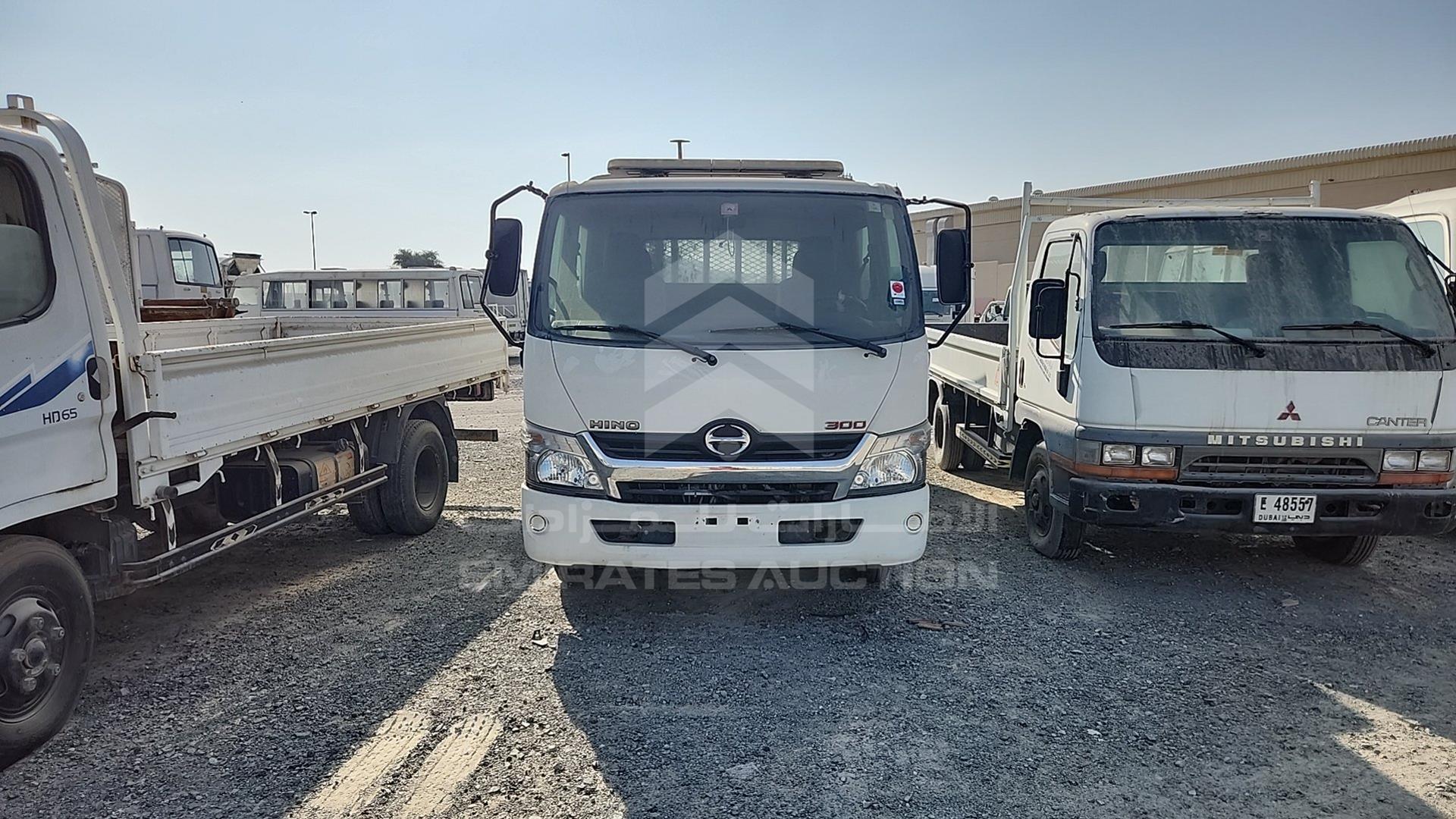 2014 HINO 300 VIN: JHHMCK3H3EK008186