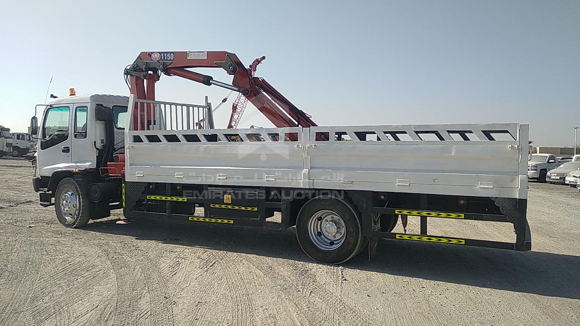 2013 ISUZU FVR VIN: LWLYURAX8DL004021