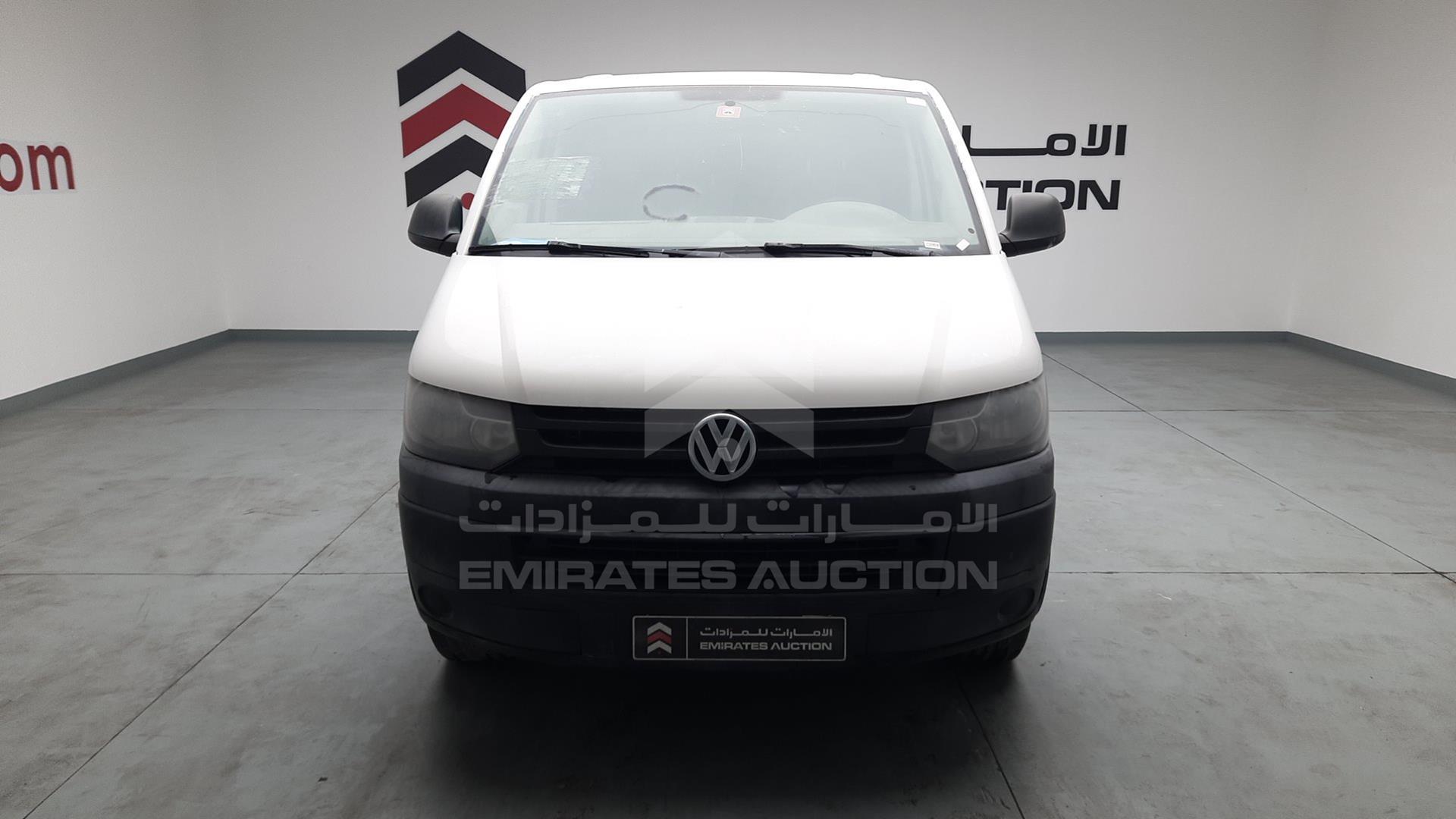2015 VOLKSWAGEN --- VIN: WV1DBZSV4FH001001