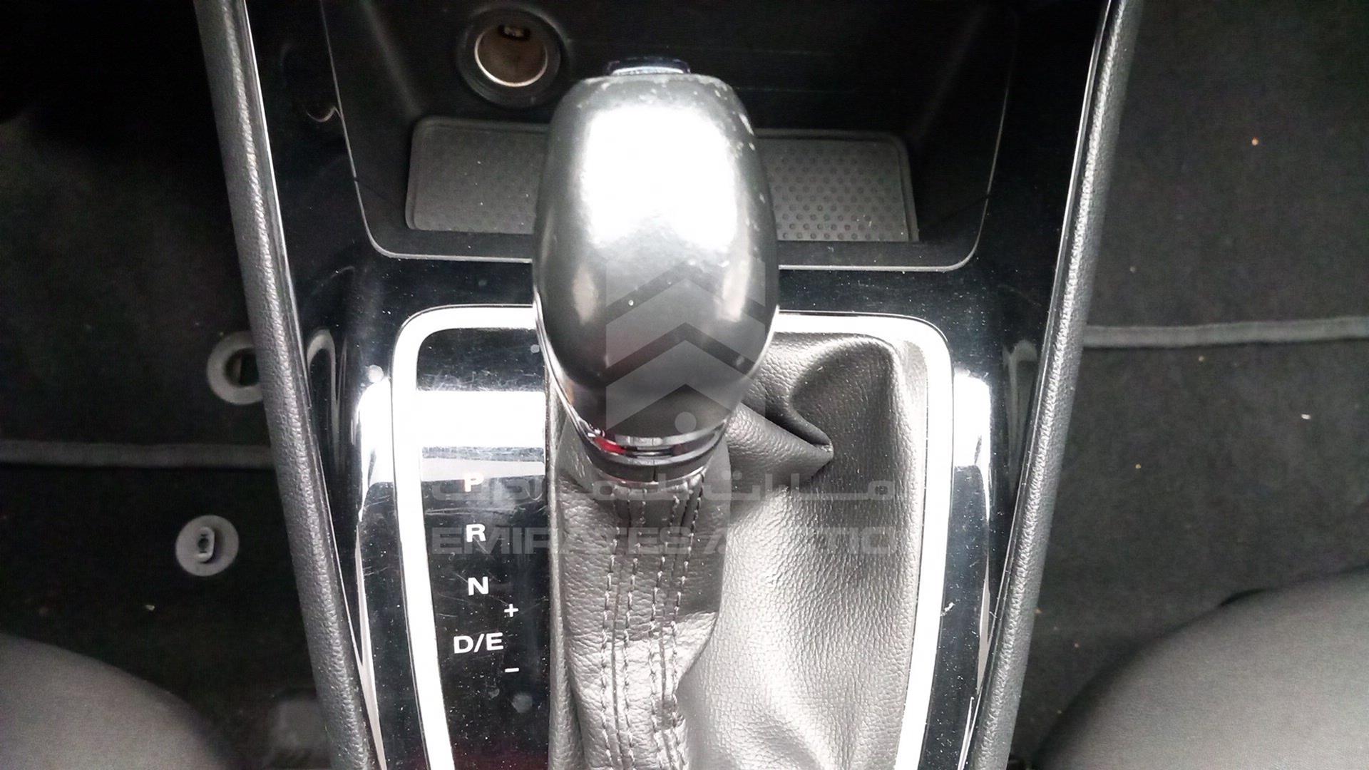 2022 MG MG 5 VIN: LSJA36E34NZ037507