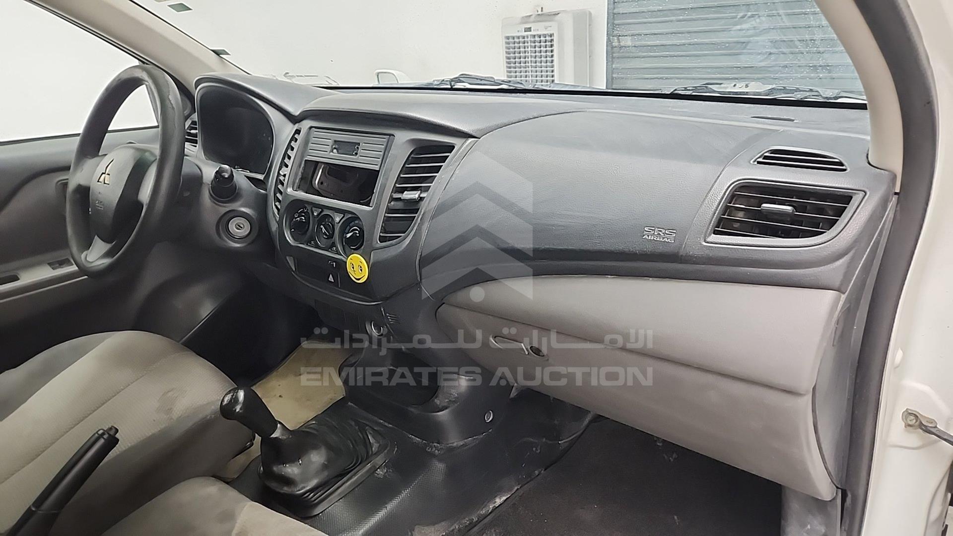 2016 MITSUBISHI L 200 VIN: MMBJNKJ40GH059683