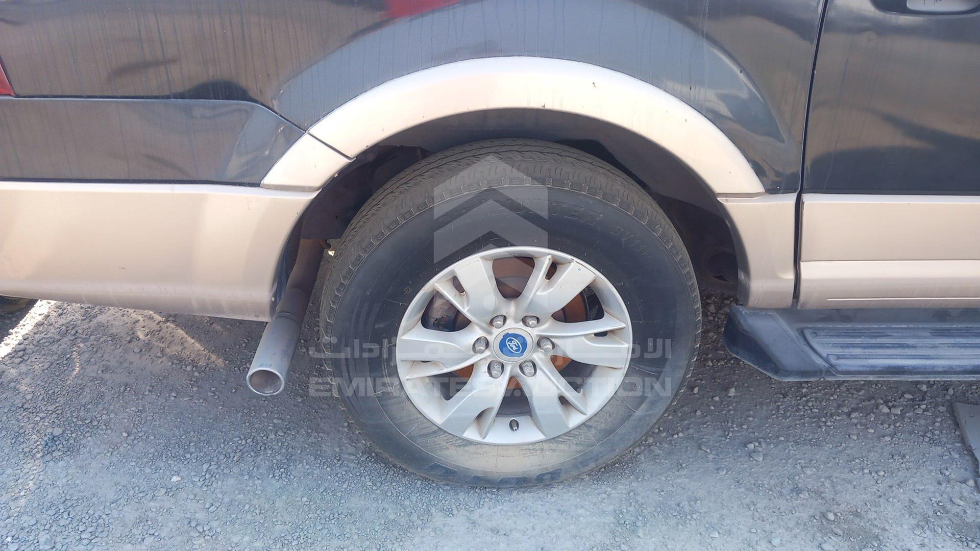 2011 FORD EXPEDITION VIN: 1FMJK1J52BEF05635