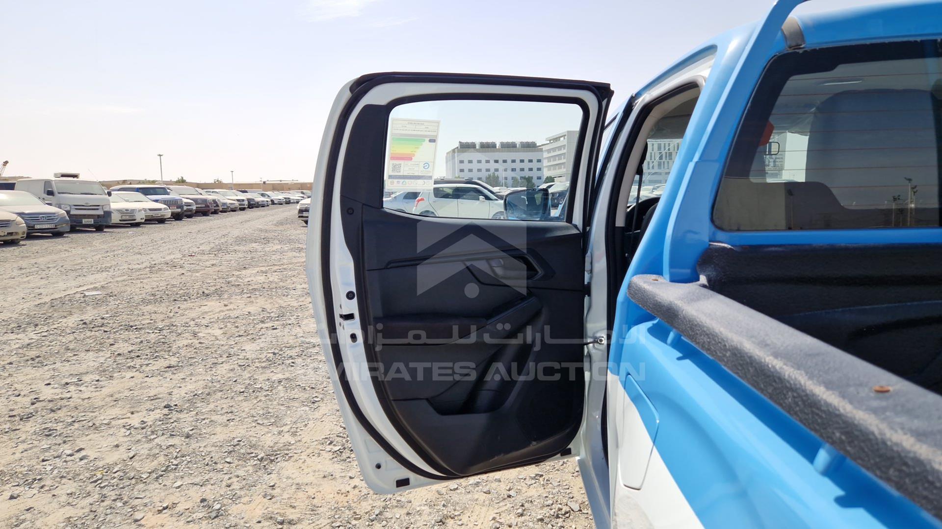 2024 ISUZU D-MAX VIN: MPAEL3376RT008775