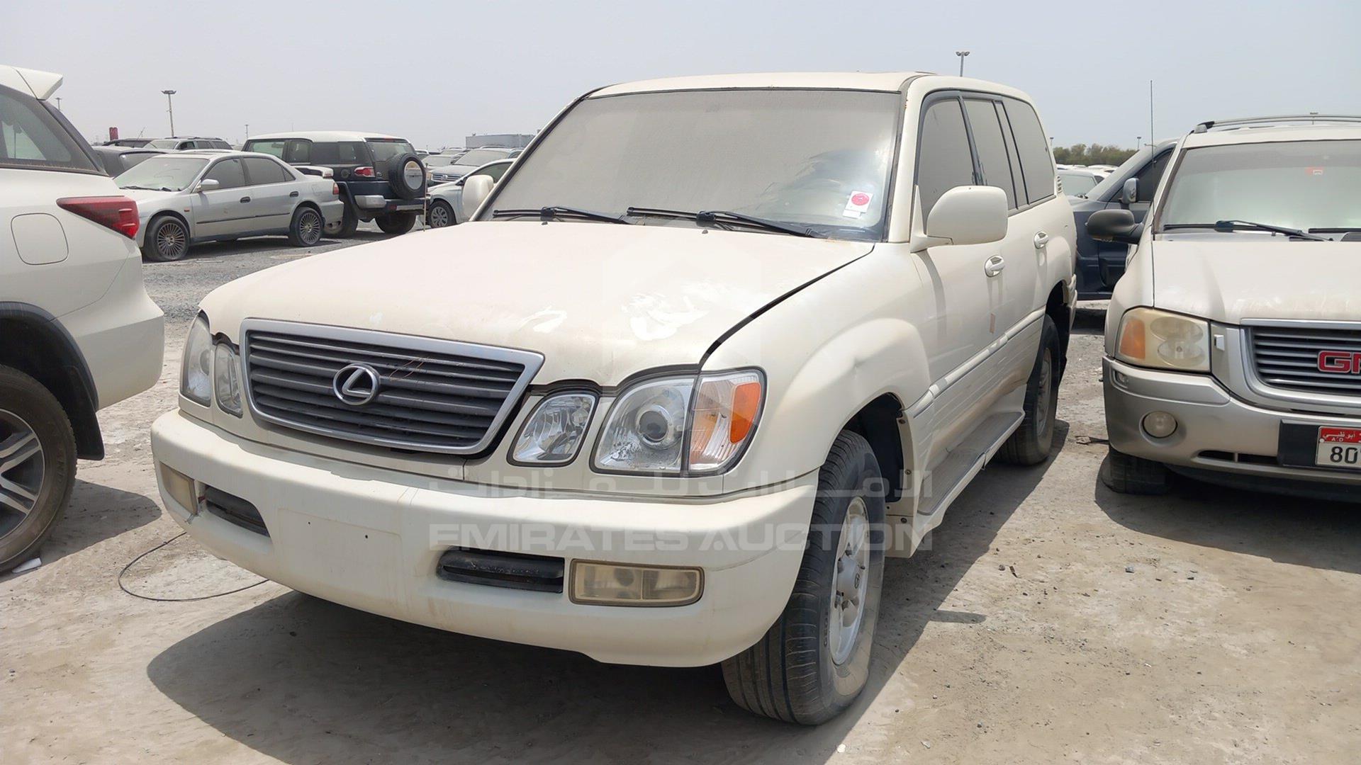 2000 LEXUS LX 470 VIN: JT6HT00W1Y0112100