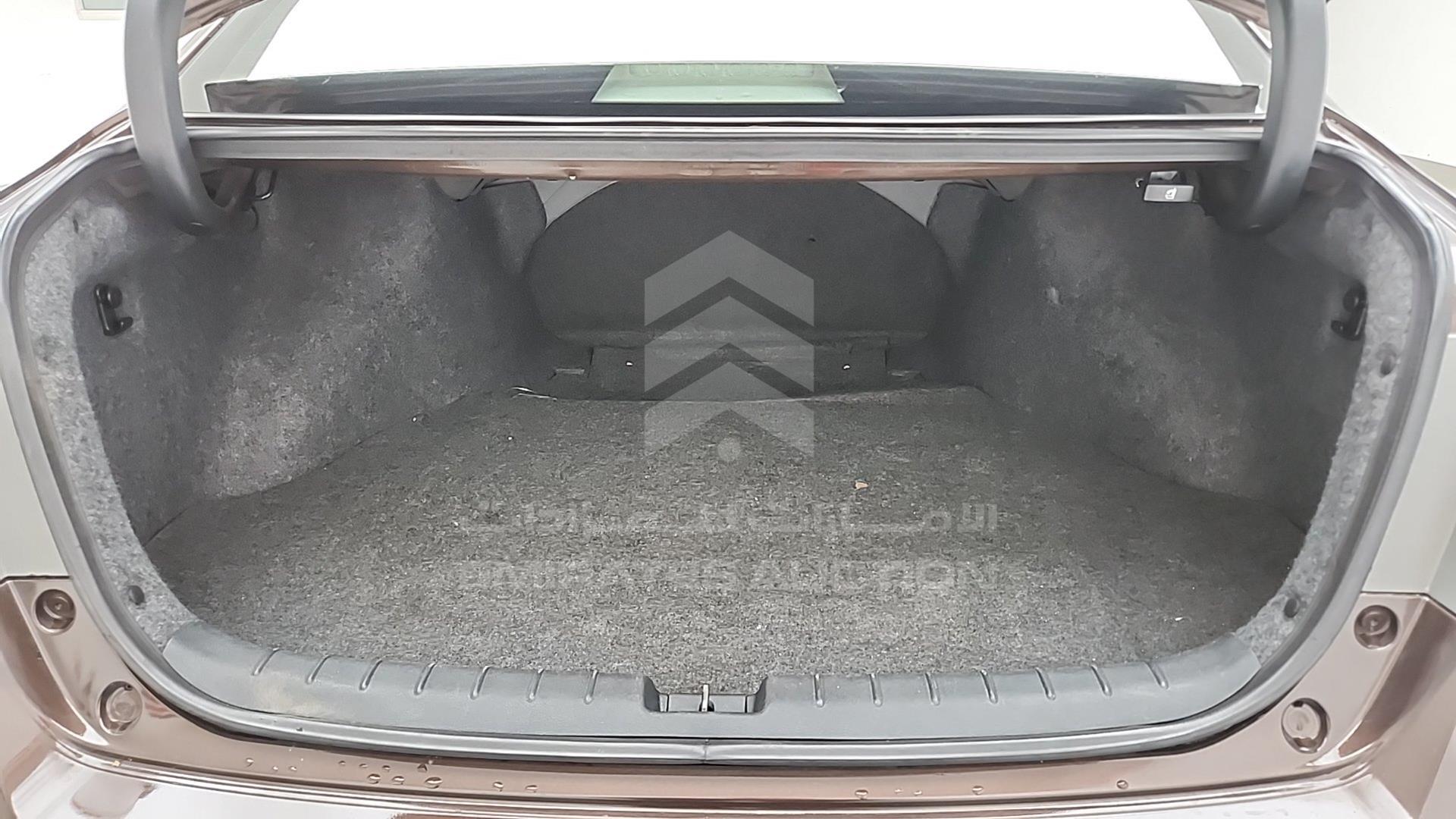 2013 HONDA ACCORD VIN: 1HGCR367XDA600938