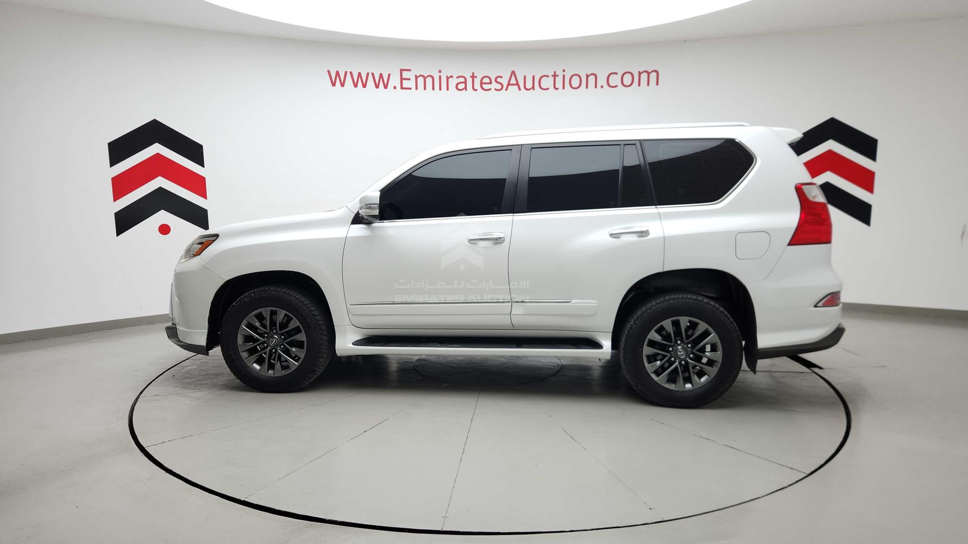 2017 LEXUS GX 460 VIN: JTJJM7FX0H5168545