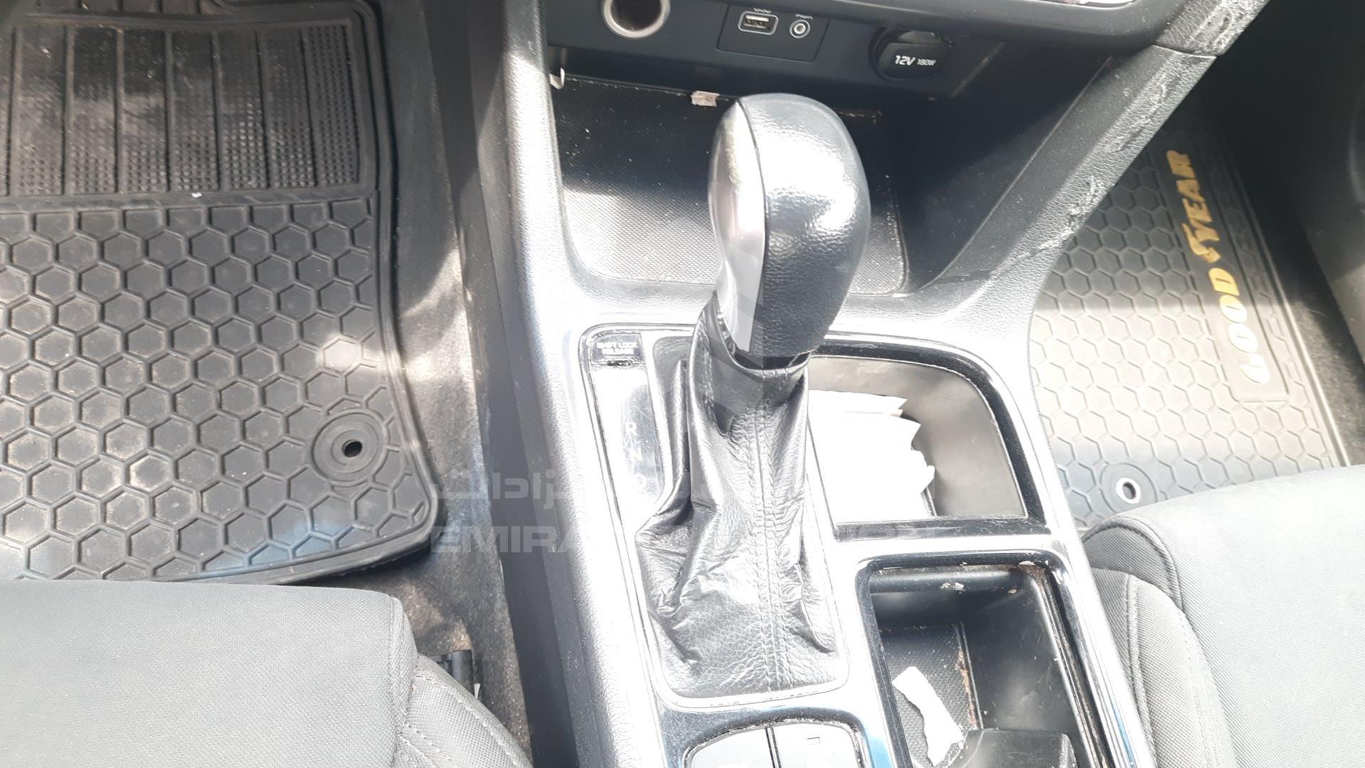 2019 HYUNDAI SONATA VIN: KMHE24138KA092953