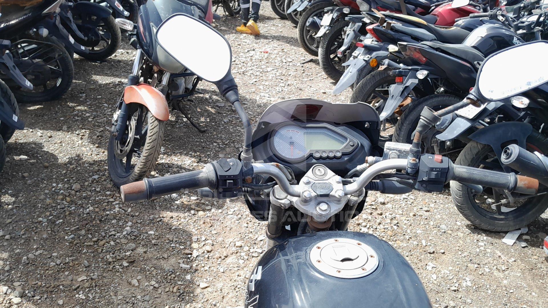 2009 BAJAJ 150 CC VIN: MD2DHDHZZRCF85495