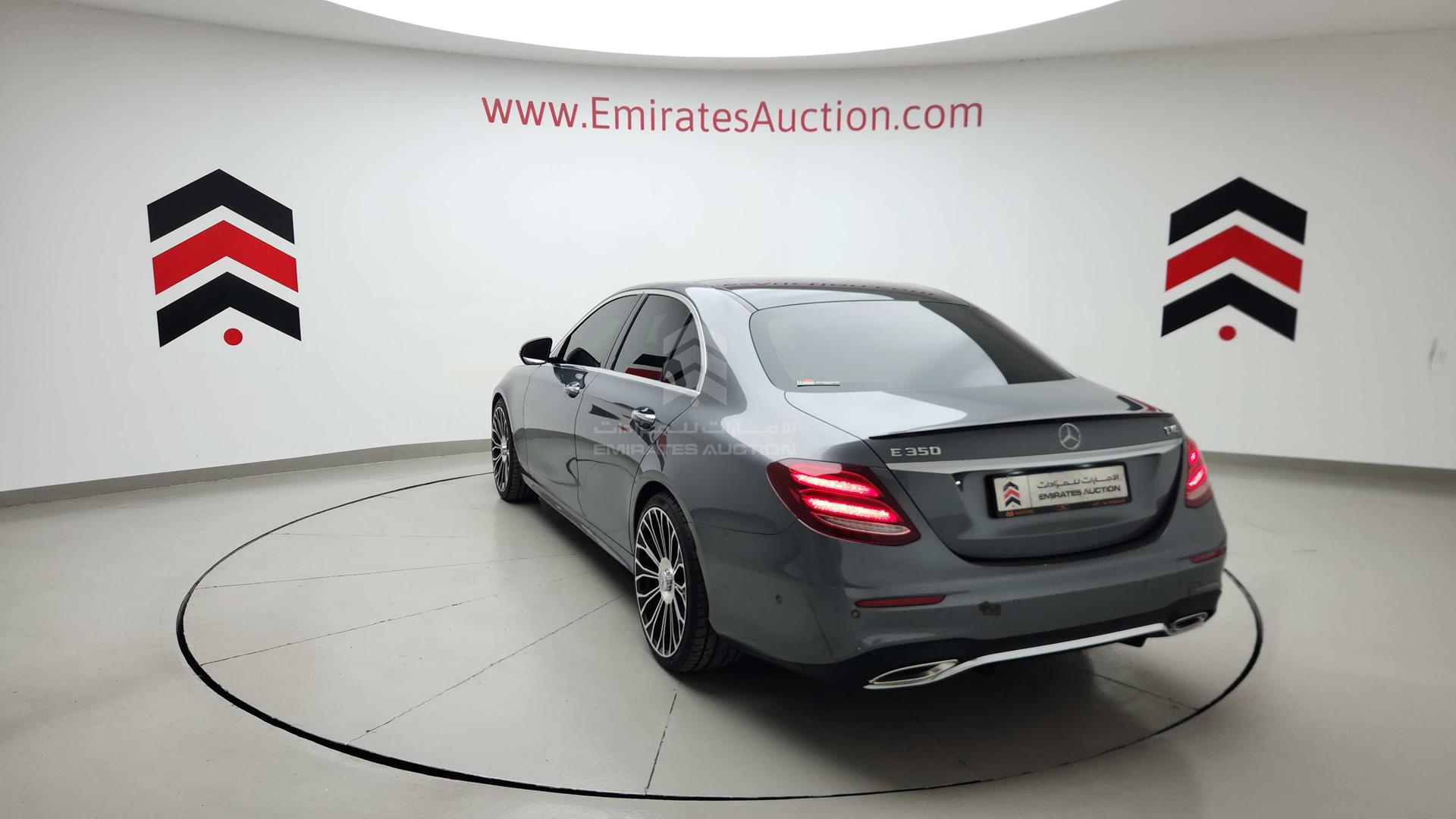 2019 MERCEDES E 350 VIN: WDDZF8FB7KA533088