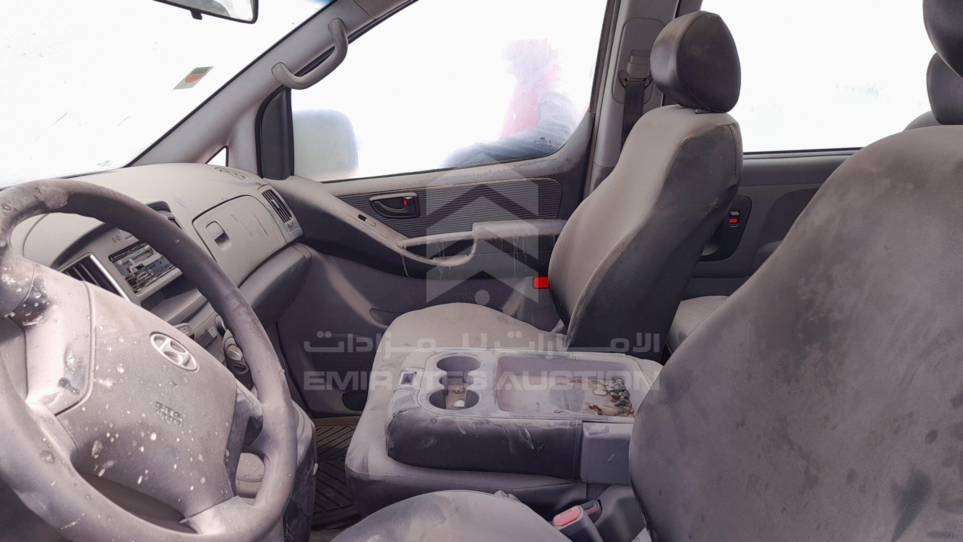 2016 HYUNDAI H1 VIN: KMJWA37R7GU774742