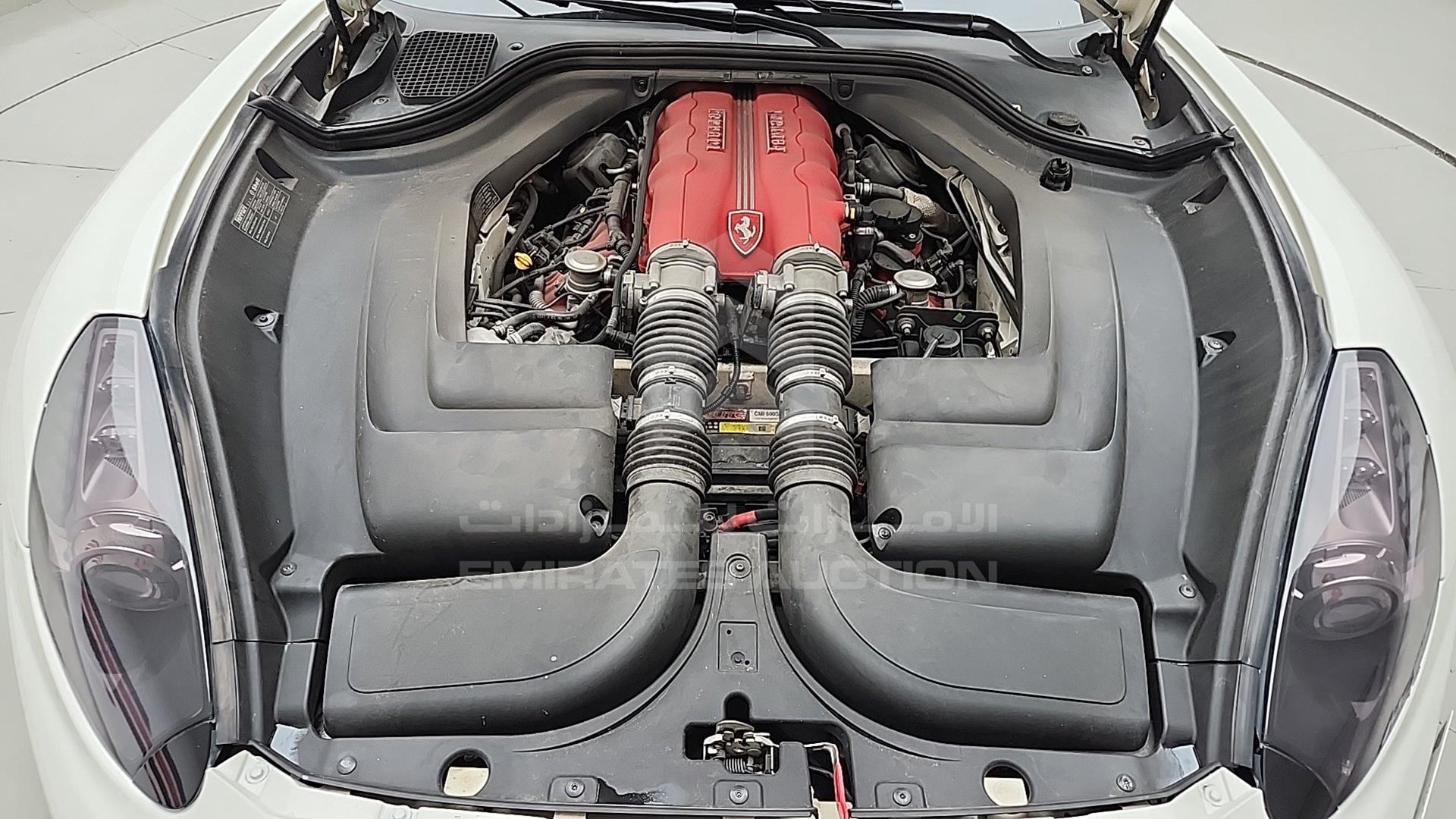 2014 FERRARI CALIFORNIA VIN: ZFFTJ65T1E0198371