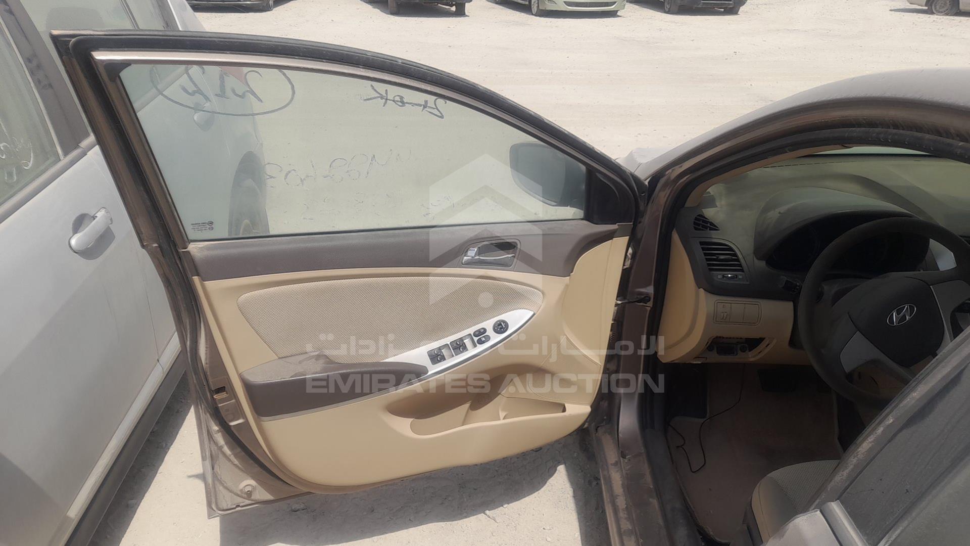 2015 HYUNDAI ACCENT VIN: KMHCT41B9FU679257