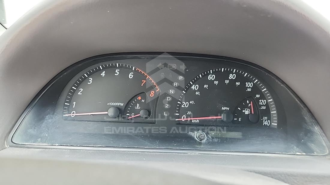 2004 Toyota Camry — Speedometer & RPM Gauges — Photo 15