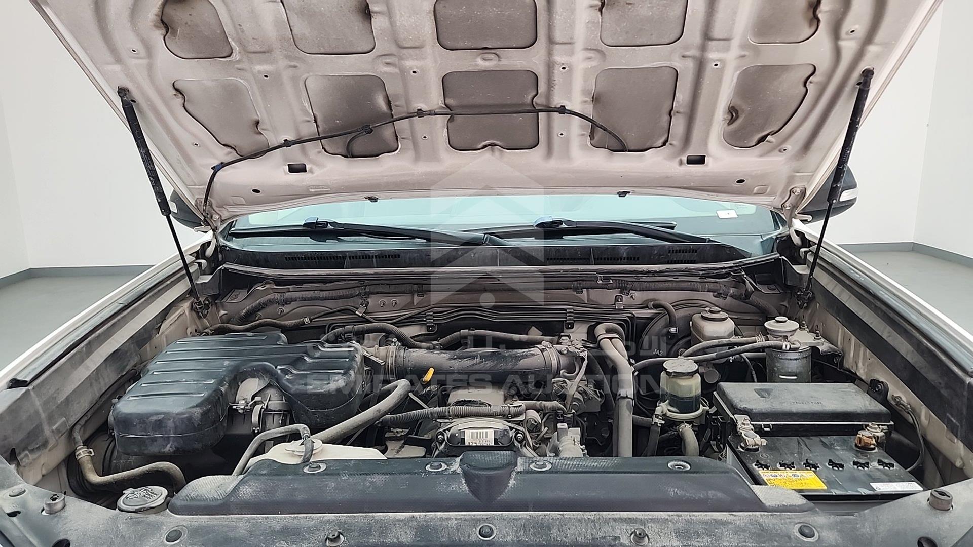 2011 TOYOTA PRADO VIN: JTEBD9FJX0K005627