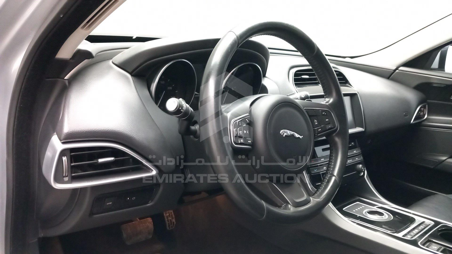 2017 JAGUAR XE VIN: SAJAB4BG6HA972158
