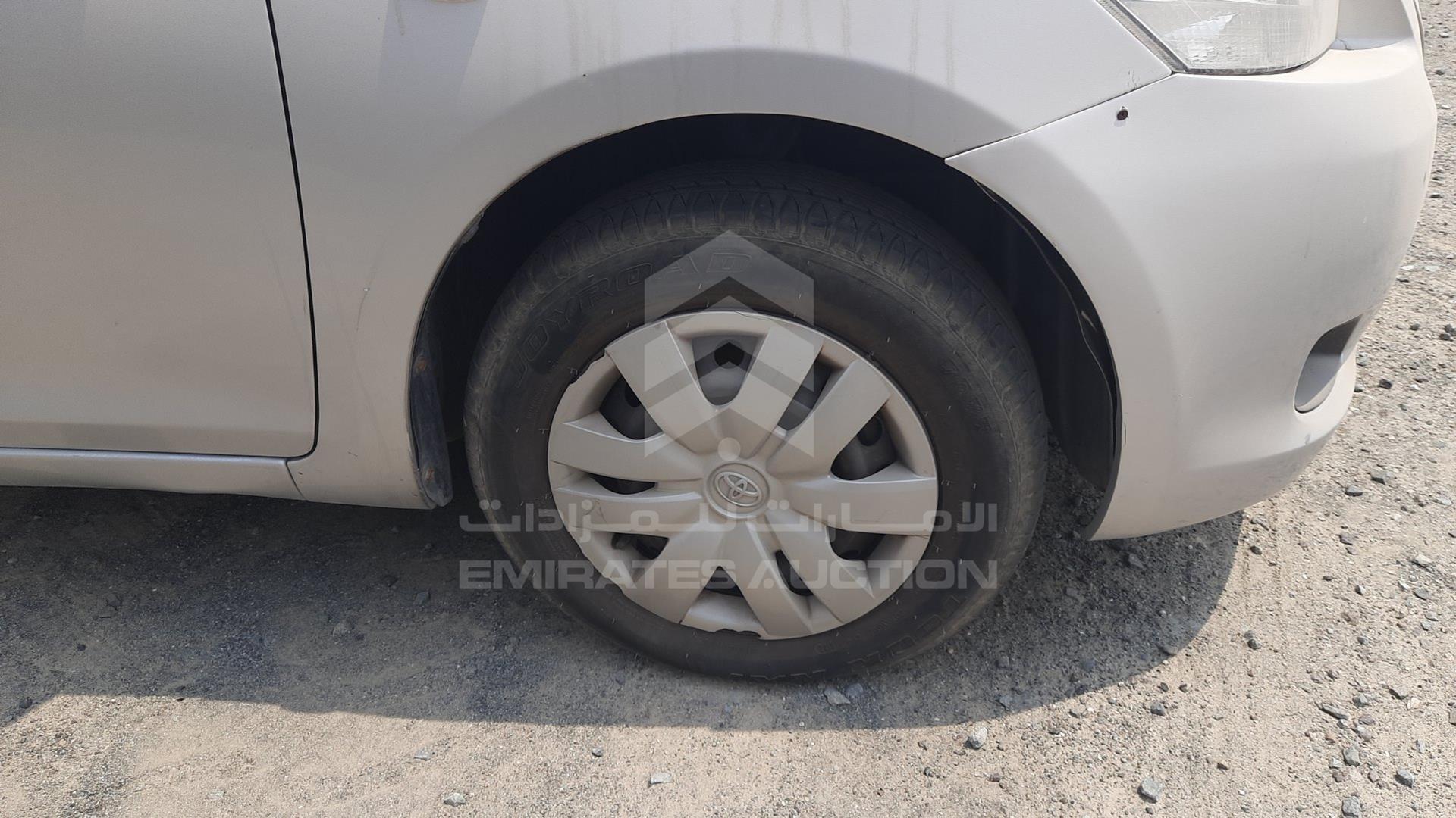 2008 TOYOTA YARIS VIN: JTDBW923984020156
