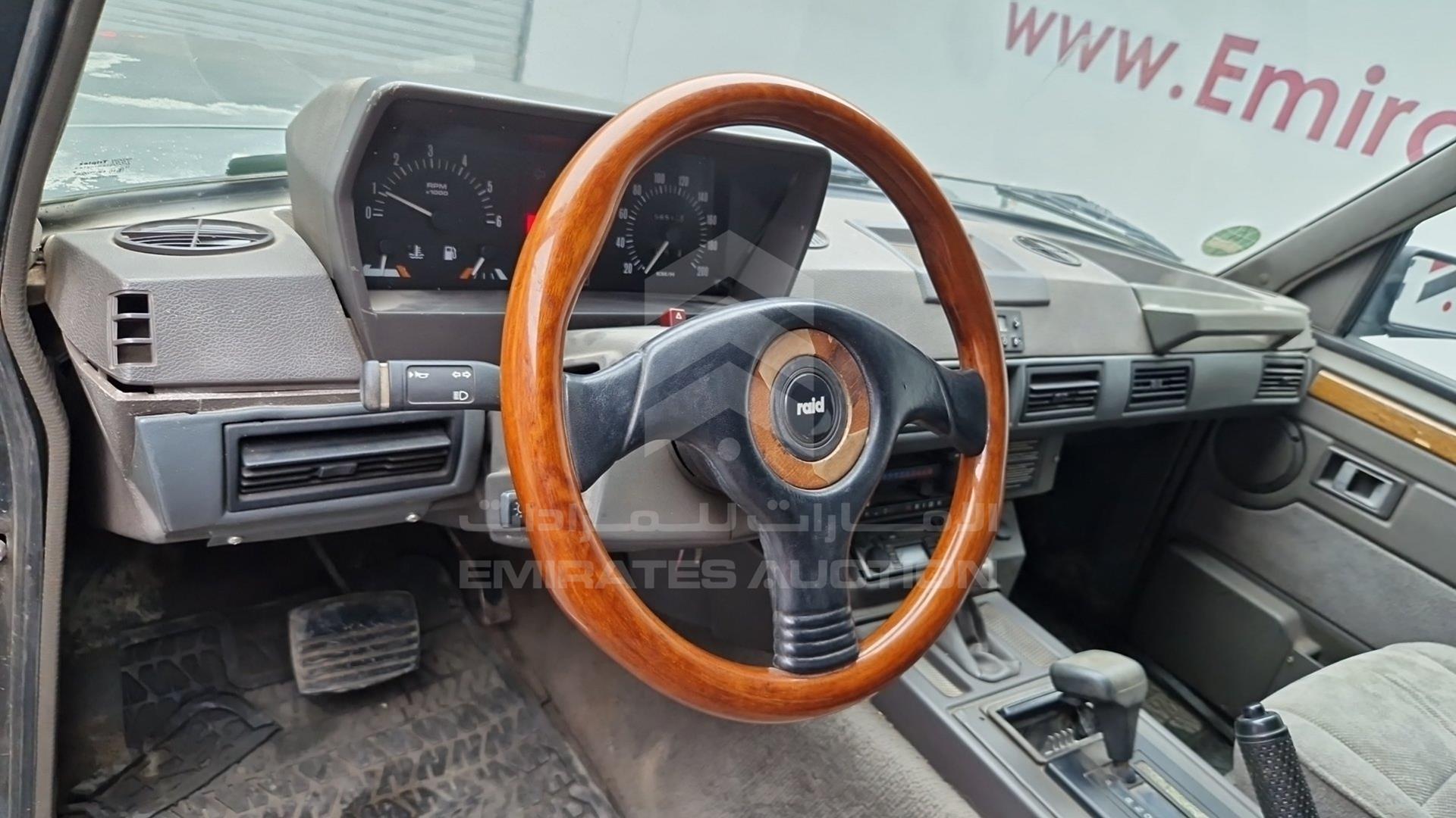 1984 LAND ROVER RANGE ROVER VIN: SALLHAMM4GA421015