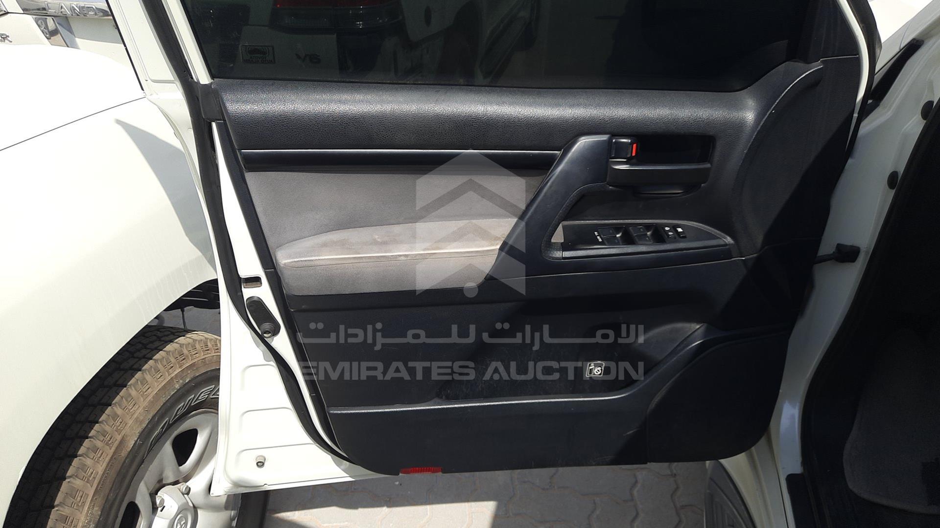 2010 TOYOTA LAND CRUISER VIN: JTMDU09J9A4028309