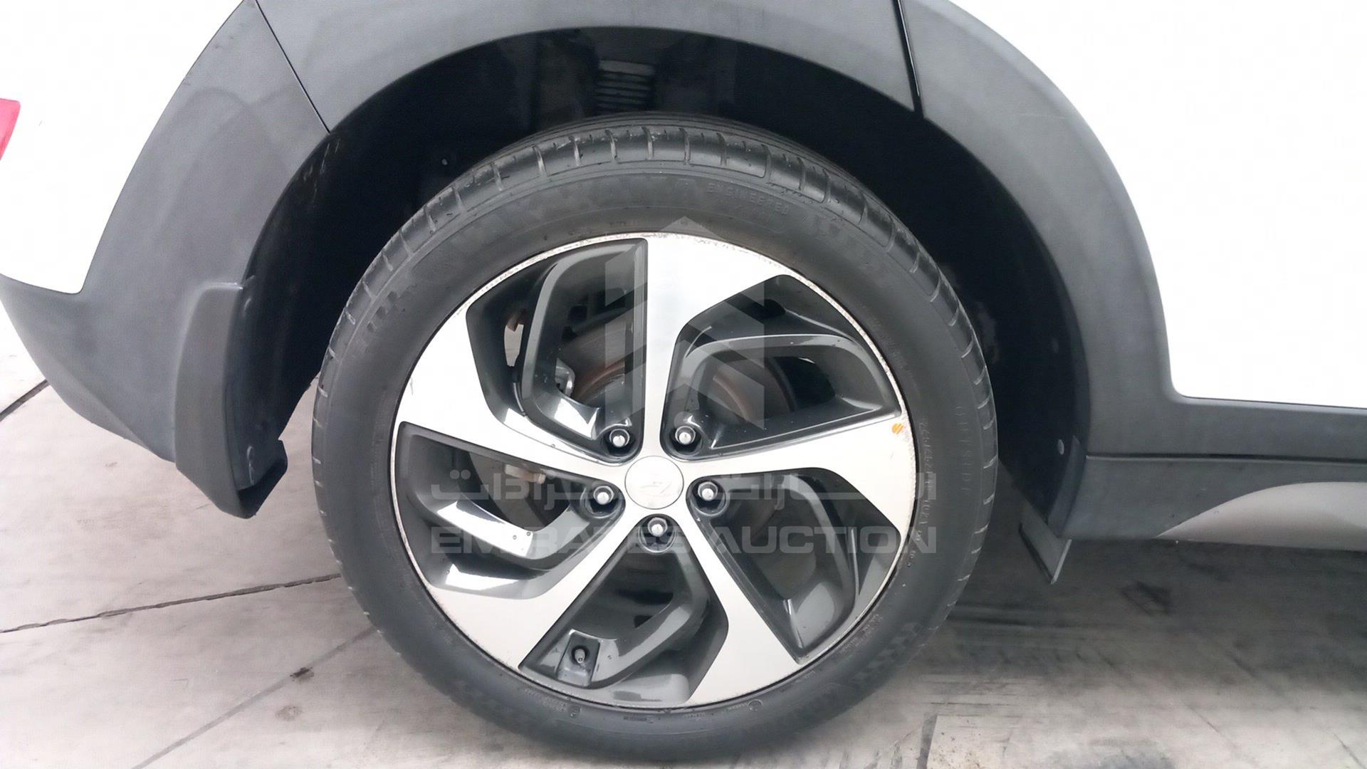 2017 HYUNDAI TUCSON VIN: TMAJ381B7HJ191503