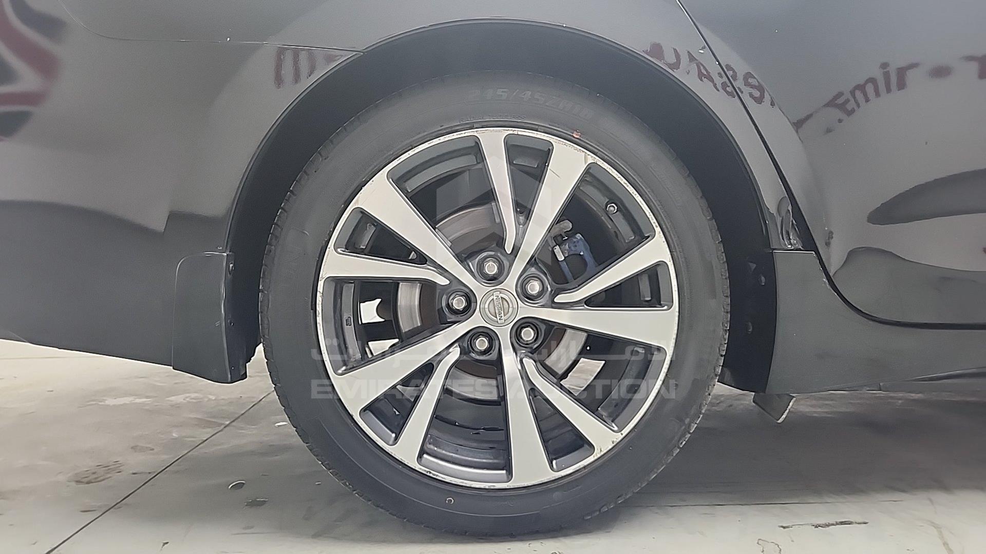 2016 NISSAN MAXIMA VIN: 1N4AA6AP6GC443753