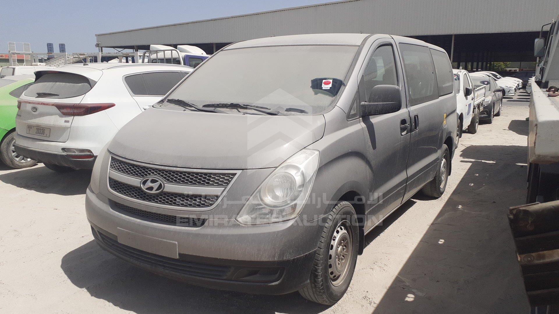 KMJWA37R4DU531093 - 2013 Hyundai H1 - #357801