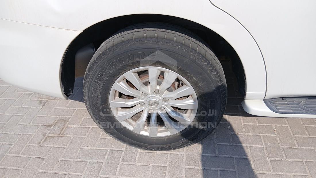 نيسان باترول 2019 — الباب الخلفي الأيمن — صورة 32