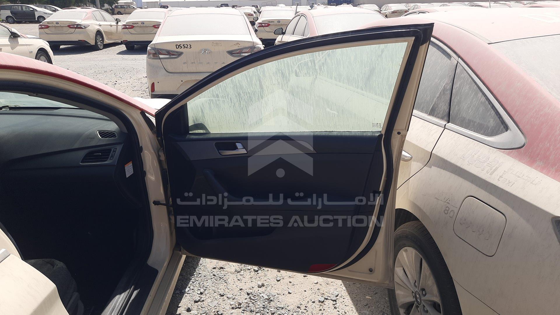 2019 HYUNDAI SONATA VIN: KMHE24136KA093020