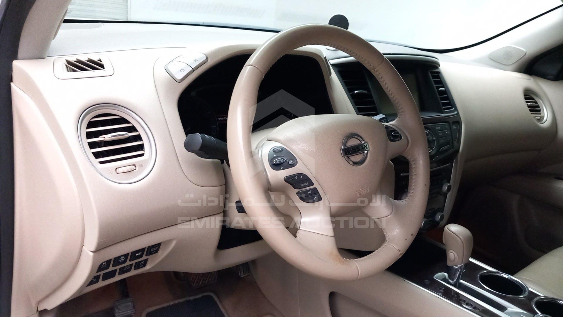2015 NISSAN PATHFINDER VIN: 5N1AR2MM2FC701287