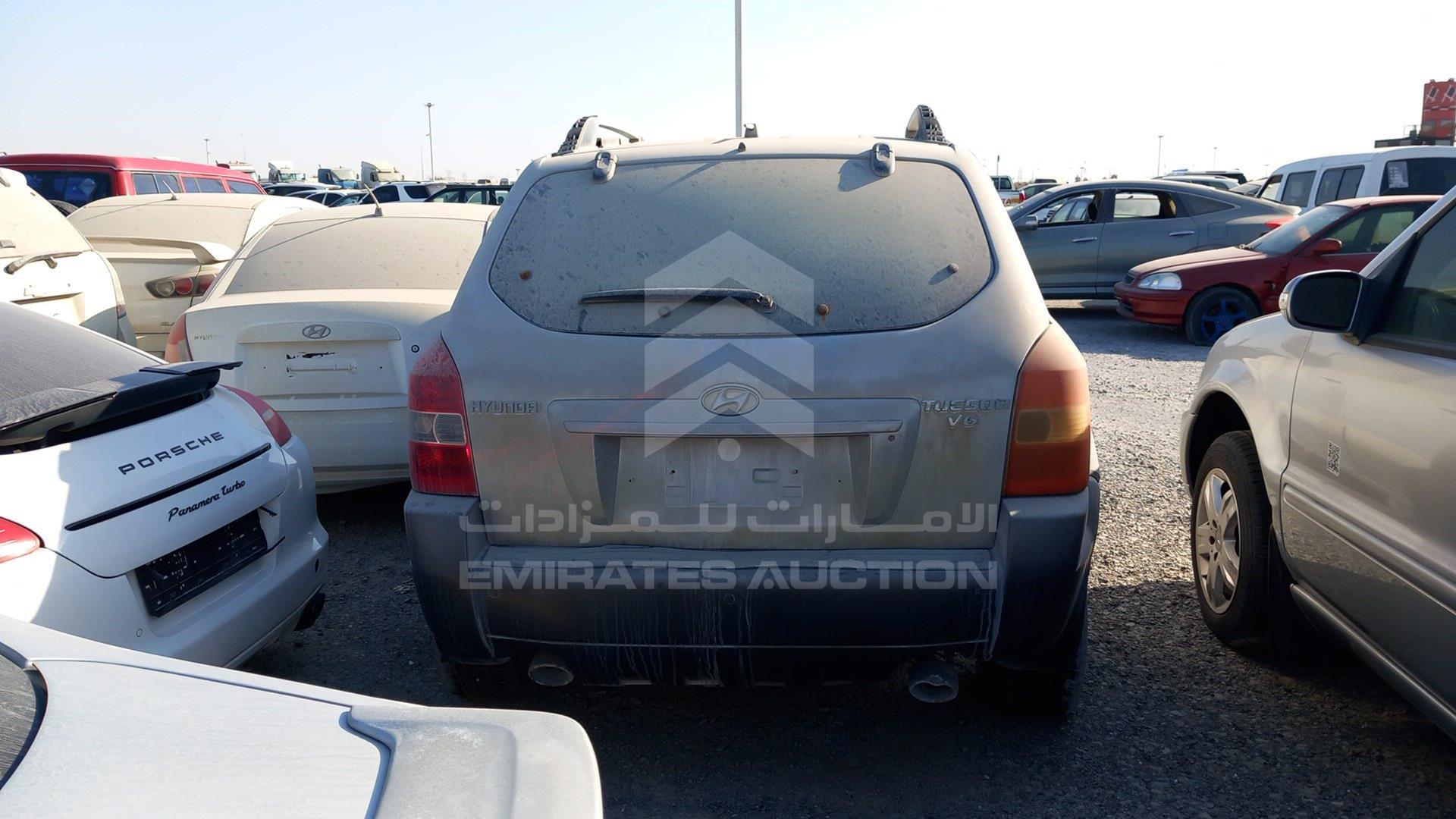 2005 HYUNDAI TUCSON VIN: KMHJM81D85U123274