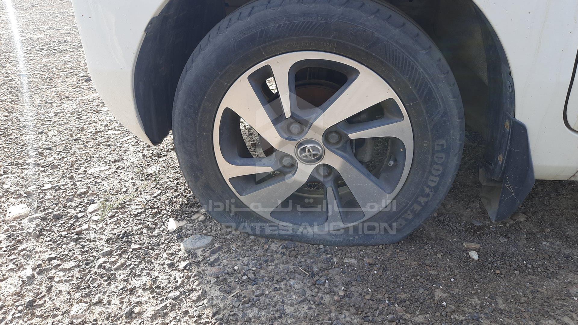 2016 TOYOTA AVANZA VIN: MHKMF53F8GK007067