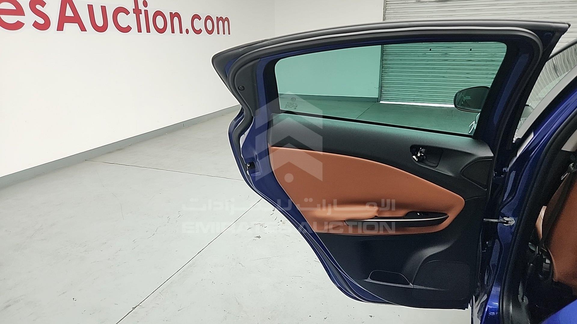 2015 ALFA ROMEO GILULIETTA VIN: ZARCABCA7F7359166