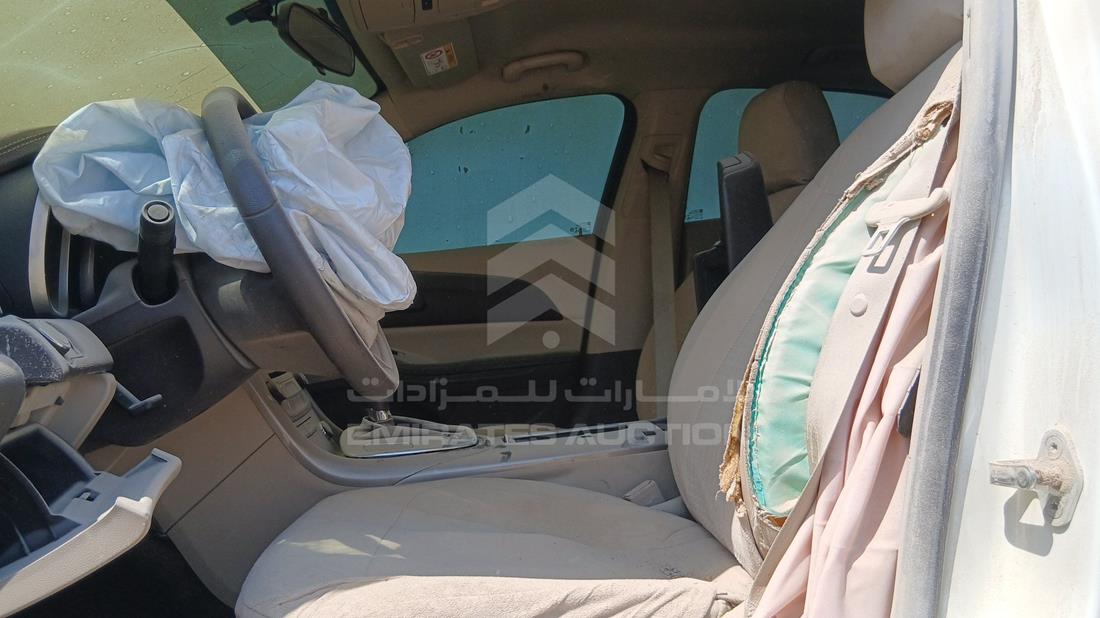 2016 Chevrolet Malibu — Front Left Driver Seat View — Photo 12