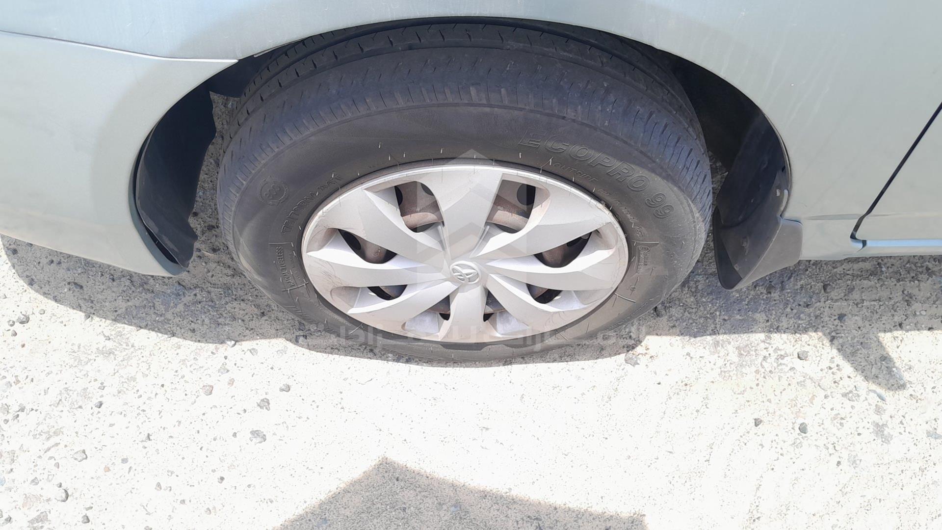 2005 TOYOTA COROLLA VIN: JTDBW23E753065976