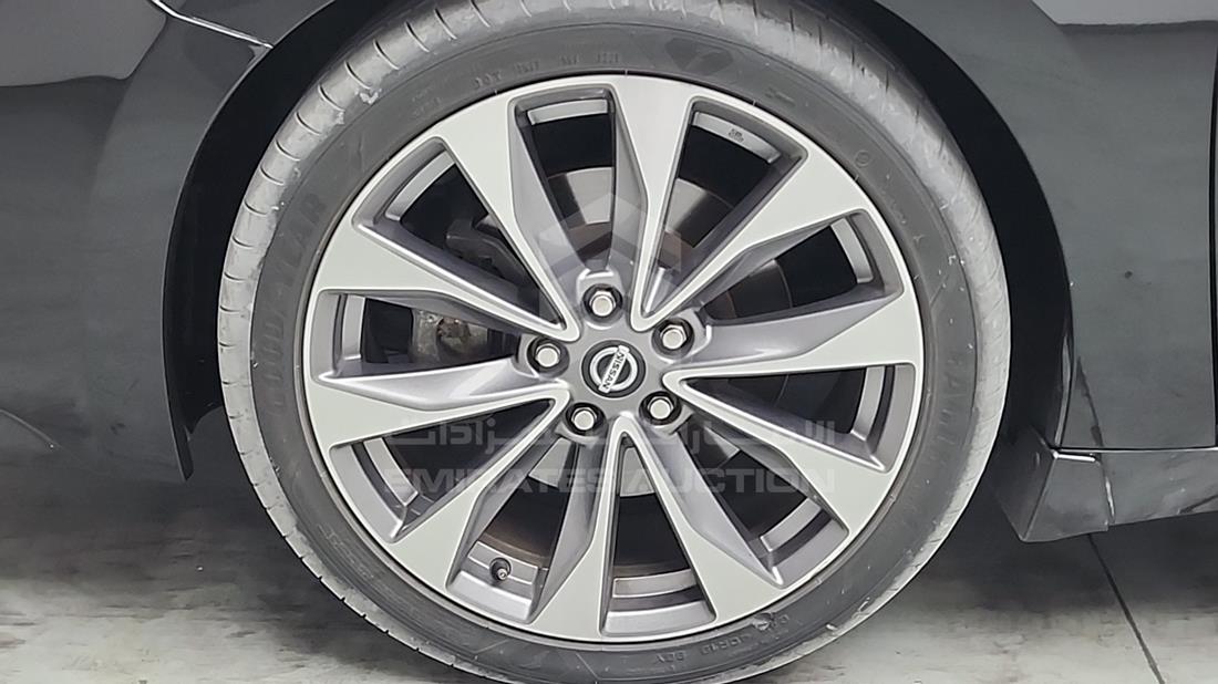 2022 Nissan Maxima — Front Left Tyre — Photo 35