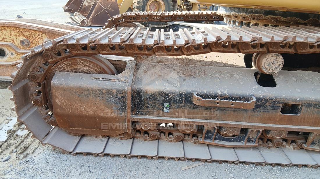 2016 Caterpillar 330D — Front Left Tyre — Photo 26
