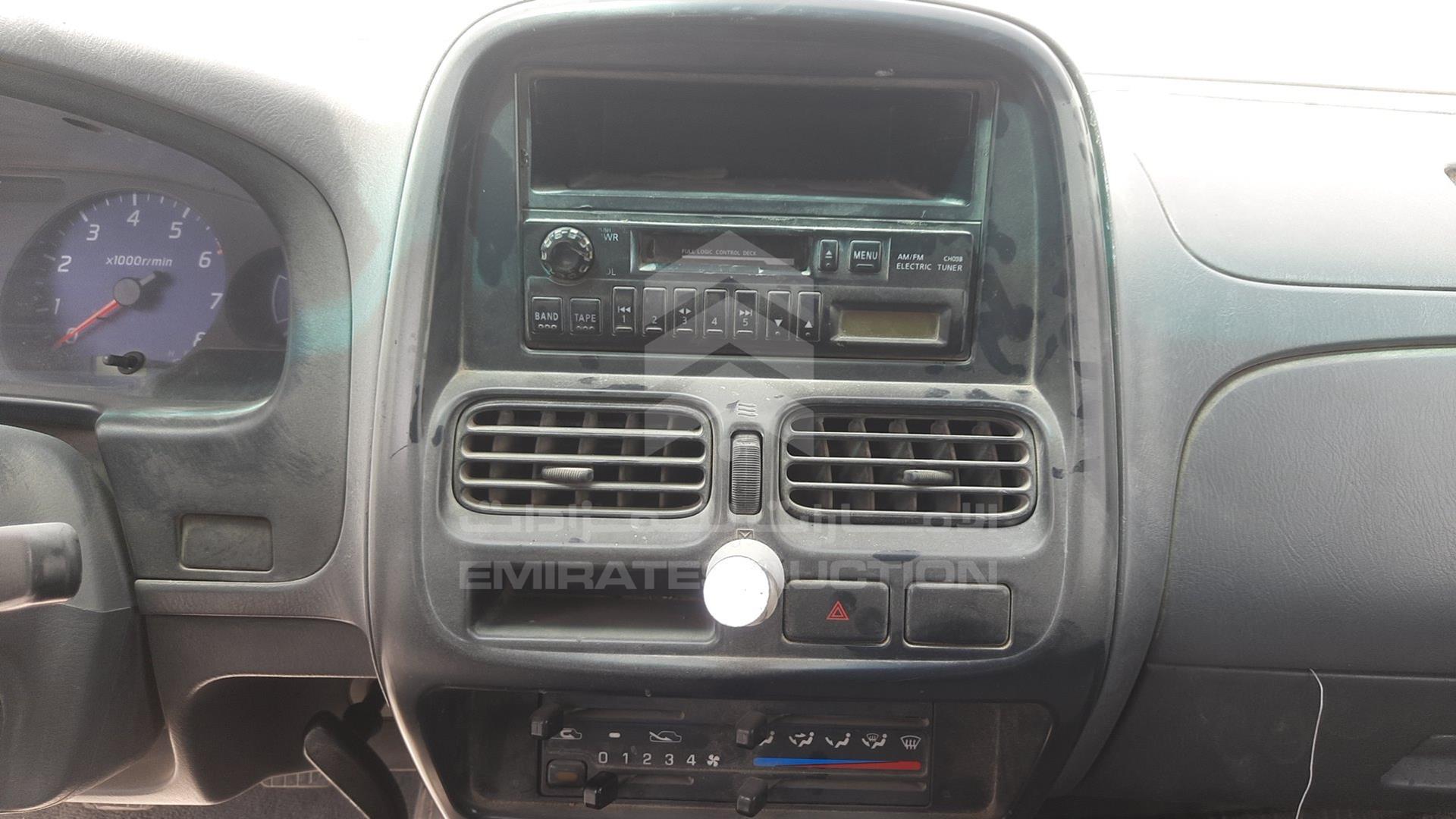 2010 NISSAN PICK UP D/C VIN: MNTDD23Y4A6000481
