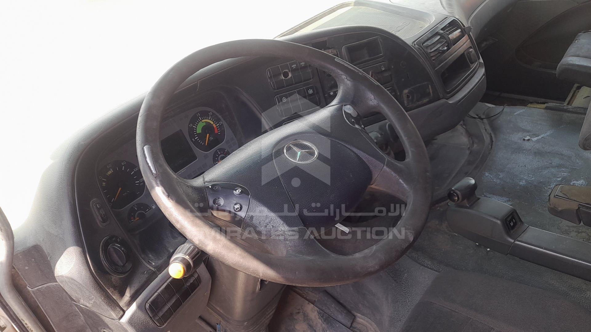 2008 MERCEDES ACTROS VIN: WDAKHCAA18L329393