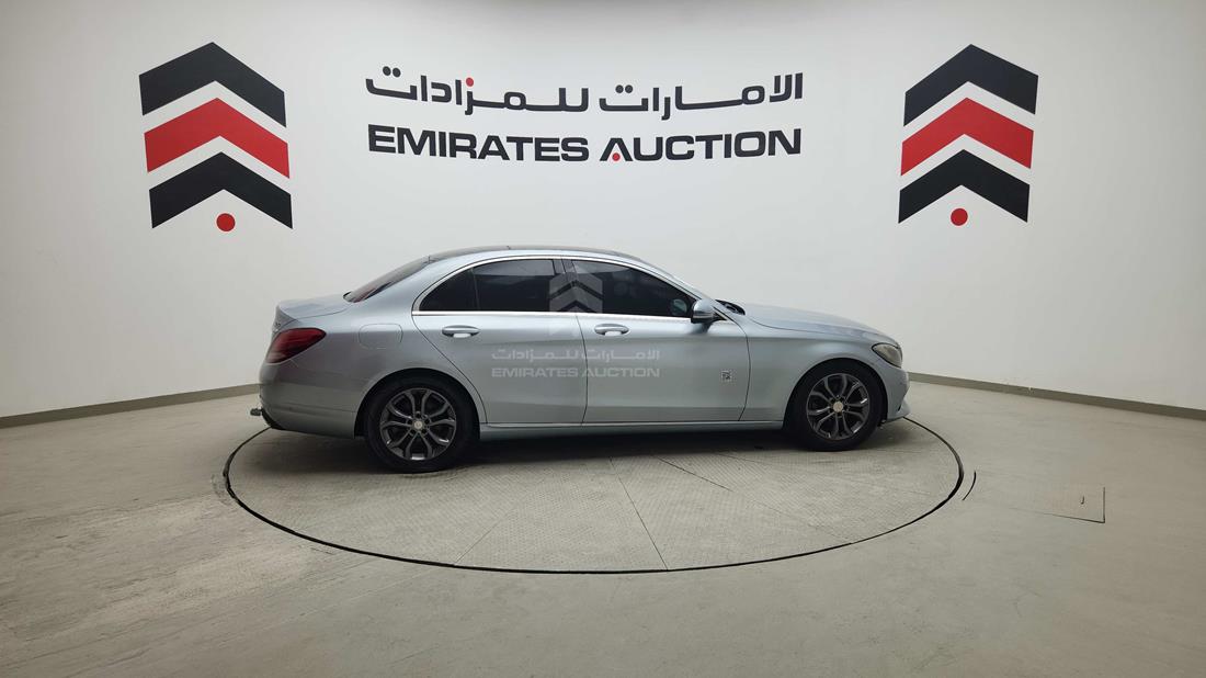 2016 Mercedes C 200 — Right Full View — Photo 33