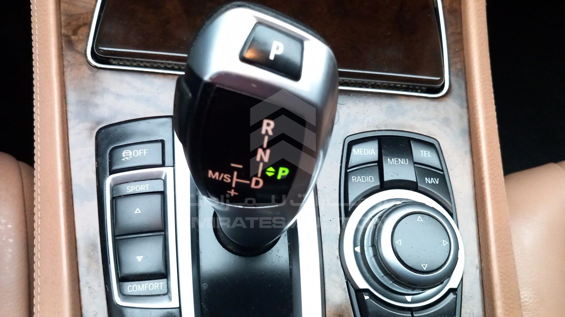2013 BMW 730 VIN: WBAYE2109DDZ45880