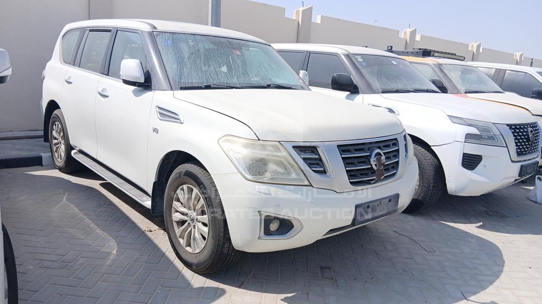 2019 Nissan Patrol — Front Right Angle — Photo 9