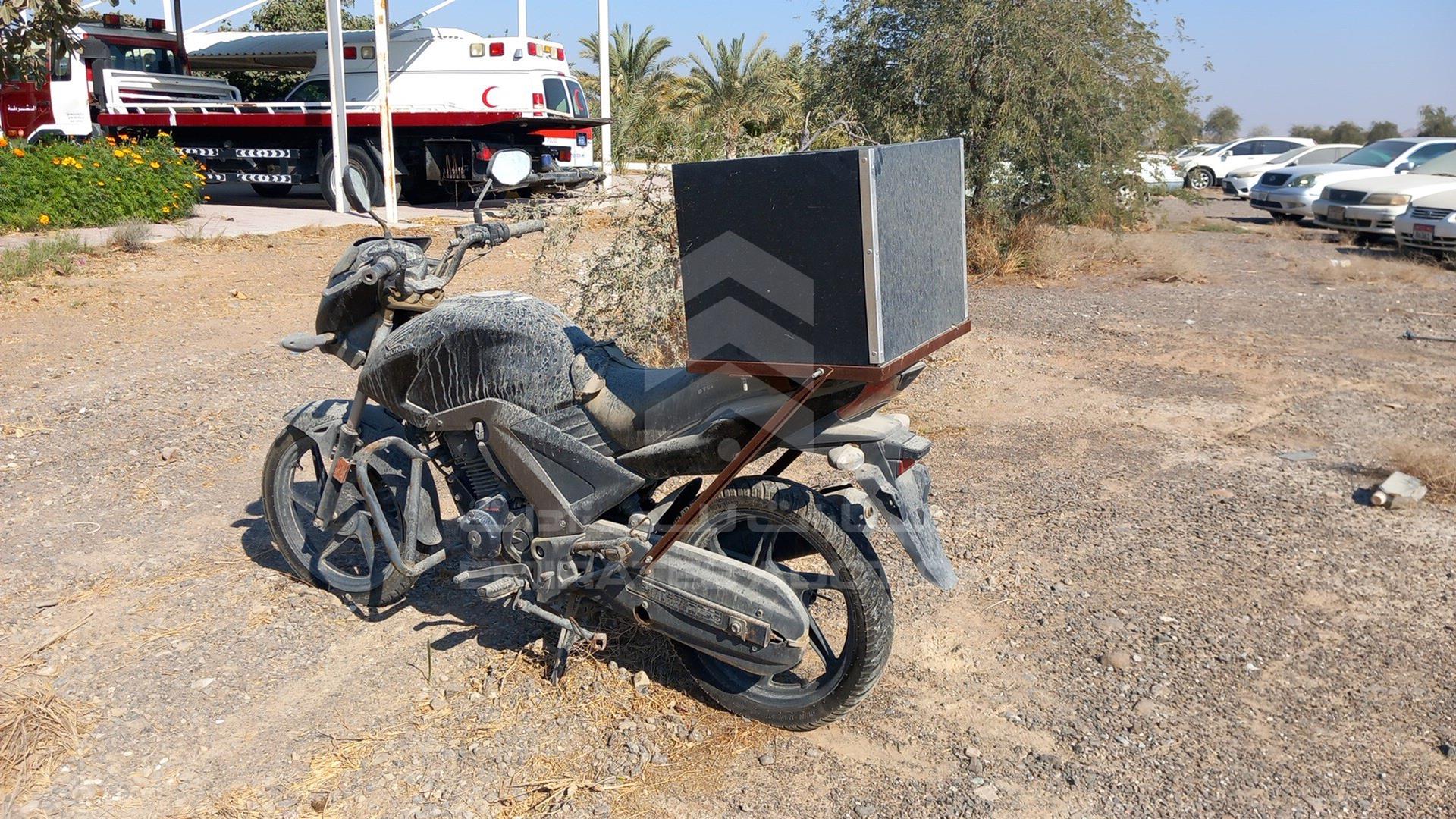 0 HONDA UNICORN VIN: ME4KC2034G8000816