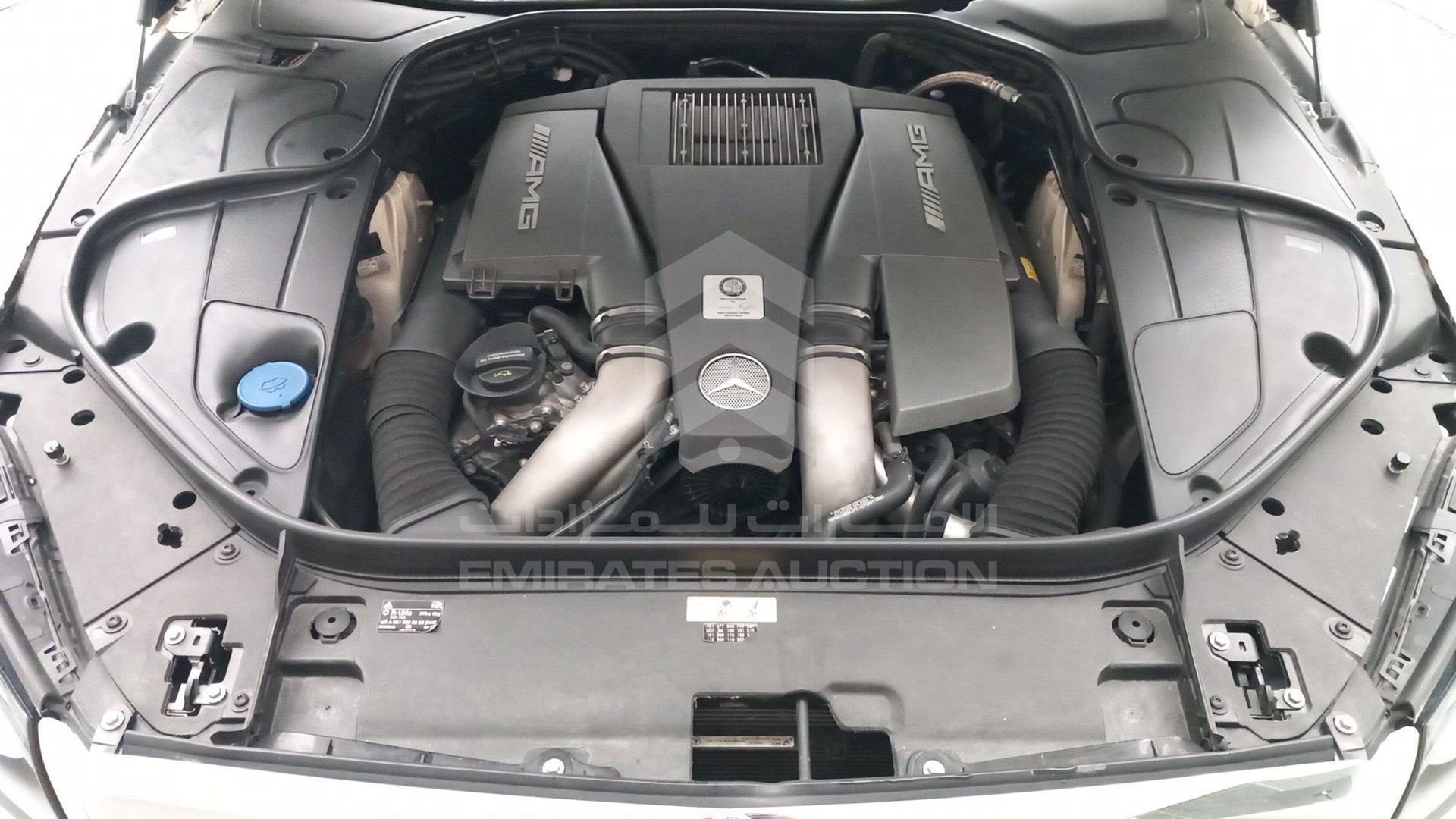 2016 MERCEDES S 63 VIN: WDDUG7JB6GA246373