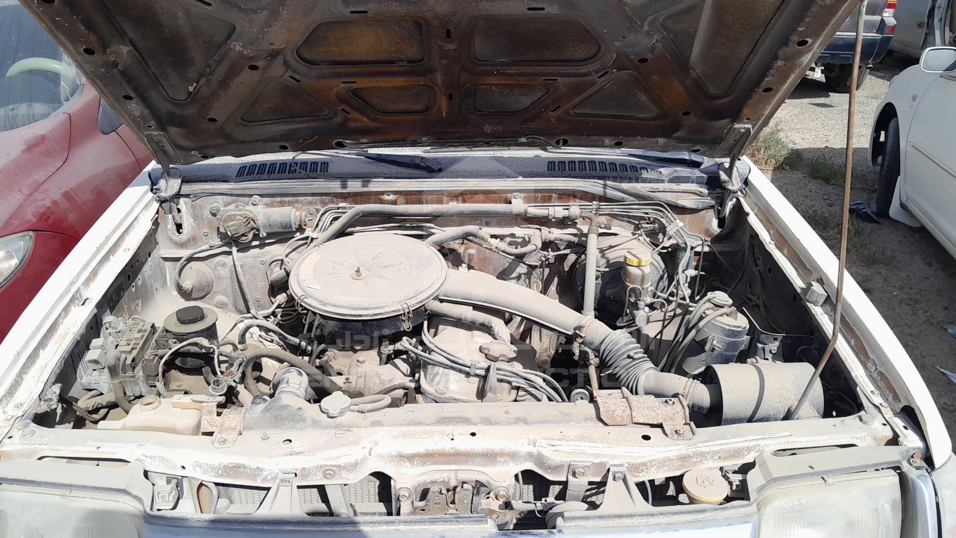 2000 NISSAN 2400 VIN: JN6BD23S6YA711209