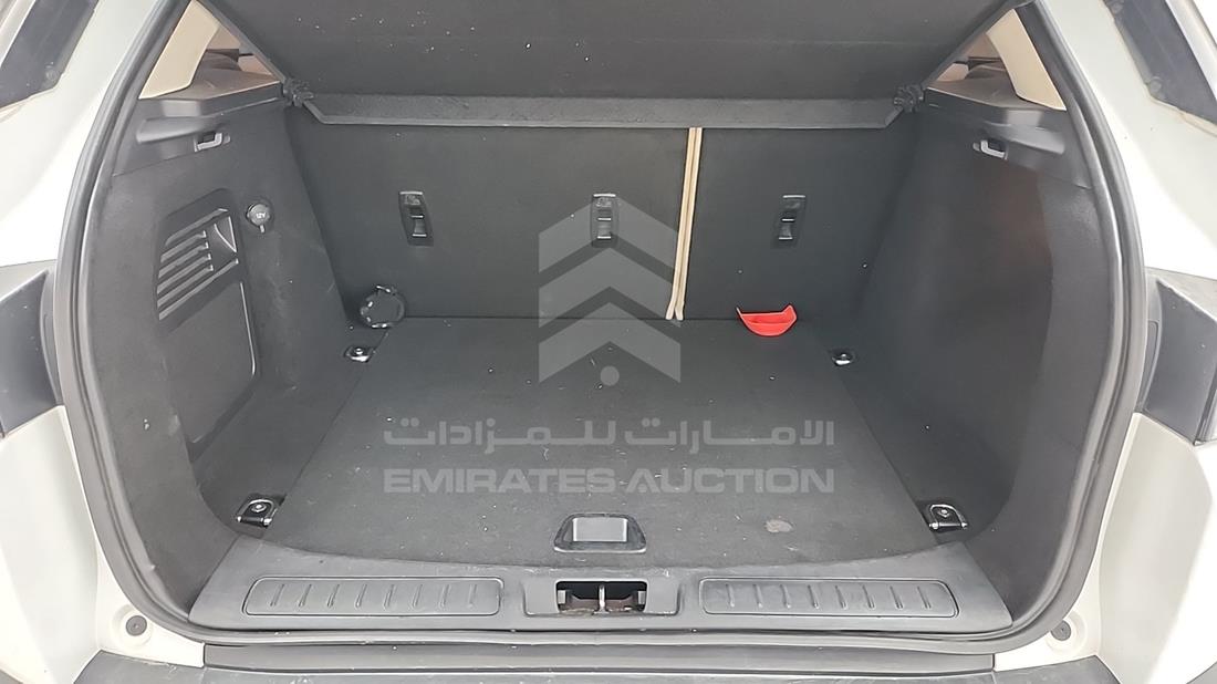 رنج روفر ايفوك 2015 — زاوية صندوق السيارة — صورة 24