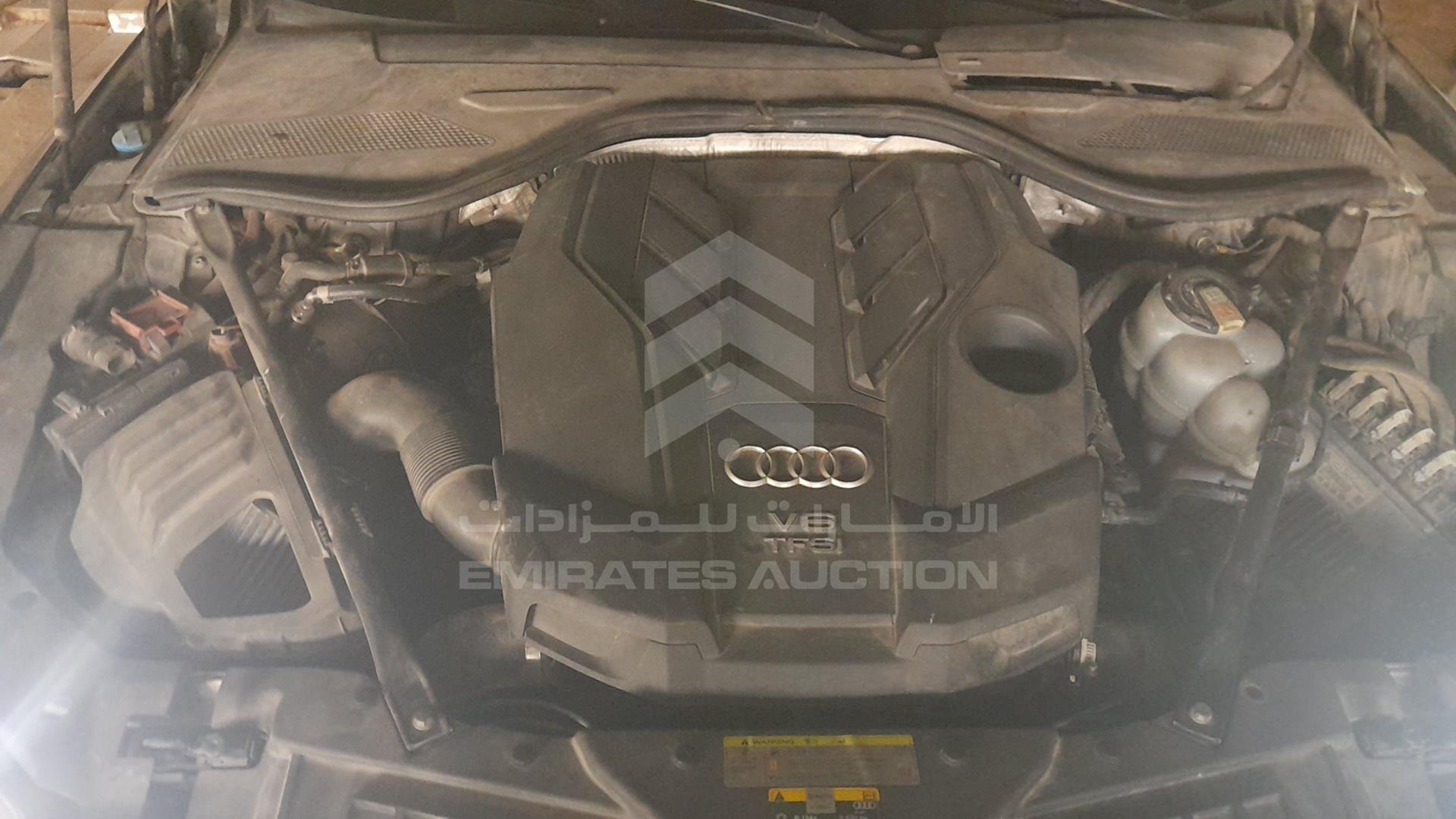 2020 AUDI A8 VIN: WAUZZZF8XLN002440