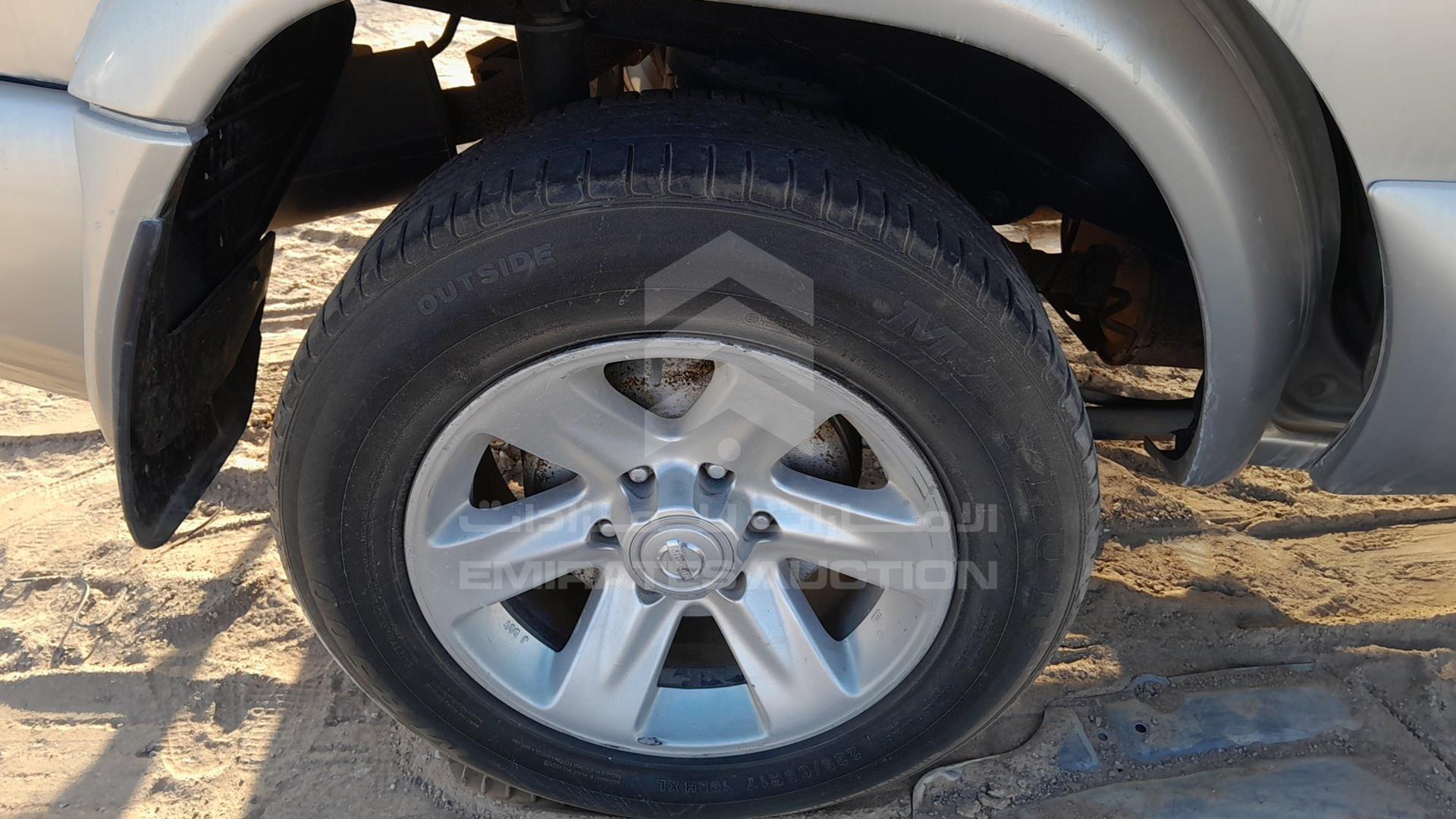 2004 NISSAN PATHFINDER VIN: JN8DR05YX4W700198
