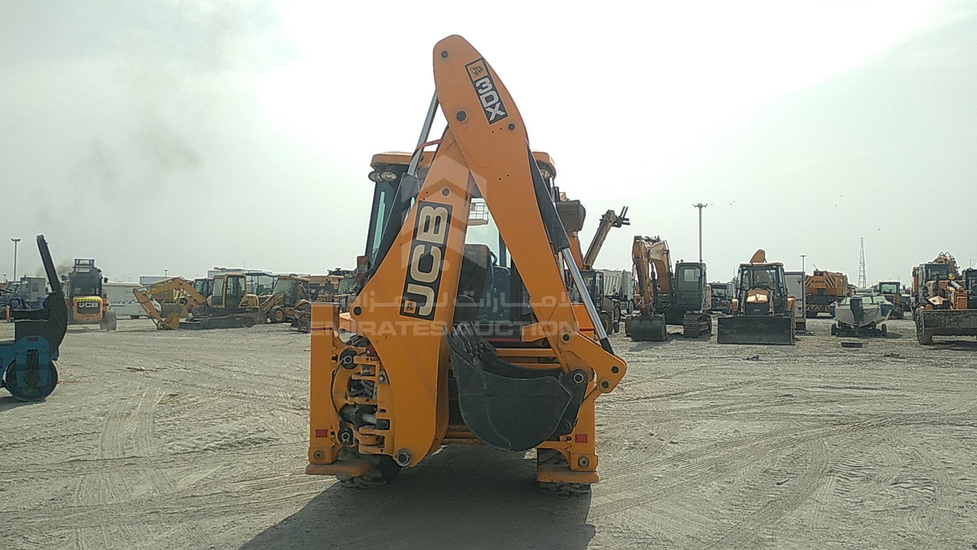 2017 JCB 3DX VIN: RAJ3DXSSL02986754